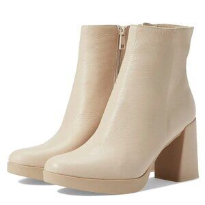 NATURALIZER Genn-Reach Booties in Porcelain Leather